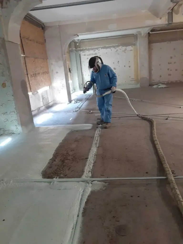 45133-OH-Hillsboro-Insulation-contractor-spray-foam-insulation