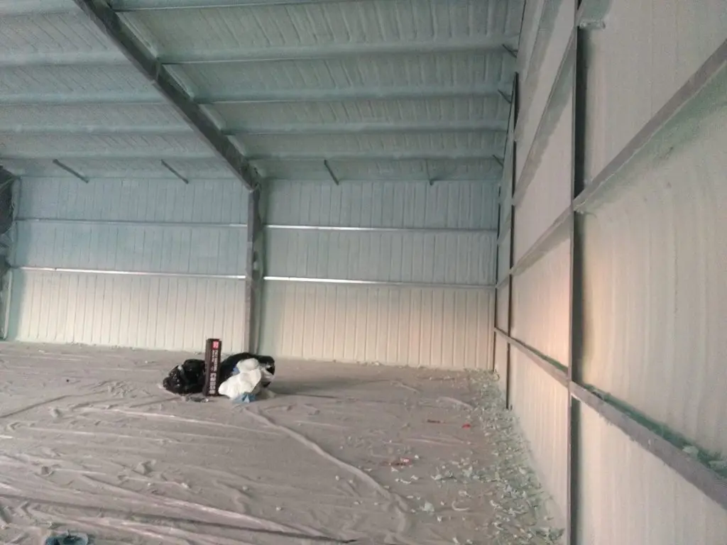 closed-cell-insulation-closed-cell-huntsman-spray-foam-14-scaled