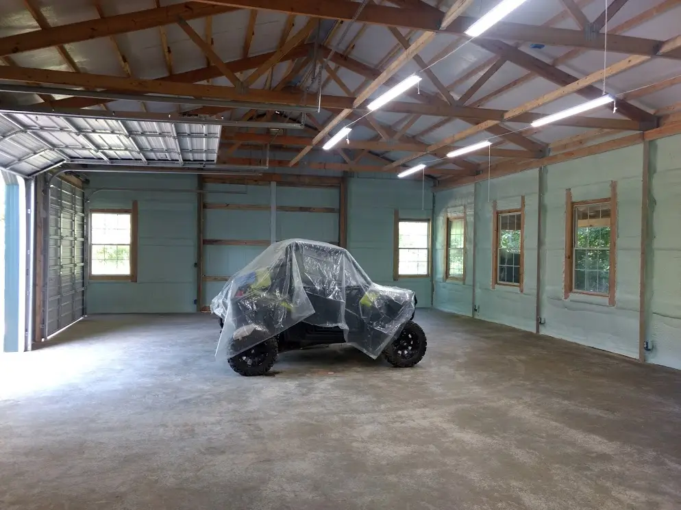 closed-cell-insulation-spray-foam-contractors-spray-foam-insulation-4